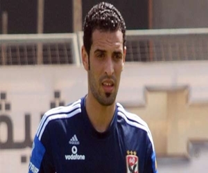 مصر اليوم - إصابة محمود أبو السعود بكدمة في الركبة