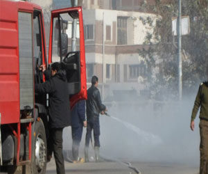   مصر اليوم - المتظاهرون يقطعون كوبري شبين الكوم في المنوفية للمطالبة بإسقاط مرسي