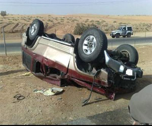   مصر اليوم - مقتل وإصابة 6 في حادث انقلاب سيارة على الطريق الدولي العريش ـ القنطرة