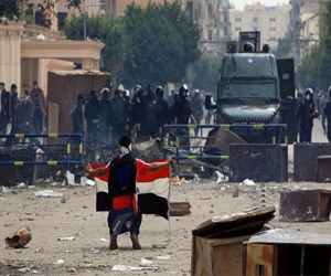   مصر اليوم - قتيل و47 جريحًا في جمعة كش ملك - ضد العنف