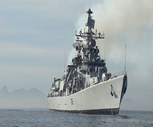   مصر اليوم - توقف ناقلة بحرية روسية في بحر اليابان