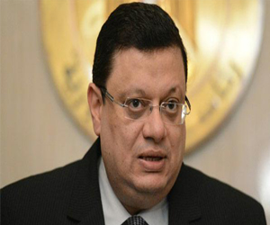   مصر اليوم - ياسر علي ينفي الكتابة عن التغييرات بالجيش