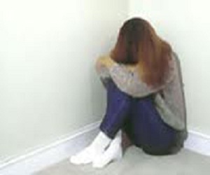   مصر اليوم - اغتصاب وقتل 3 طفلات شقيقات في جريمة عنف جنسي في الهند