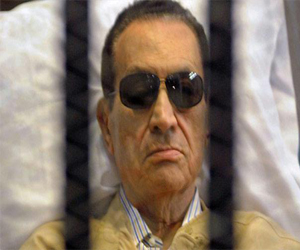   مصر اليوم - تشكيل فريق المحققين بإعادة محاكمة مبارك