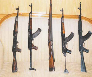   مصر اليوم - ضبط 87 سلاح ناري وتنفيذ 15302 حكم قضائي وإعادة 25 سيارة مسروقة