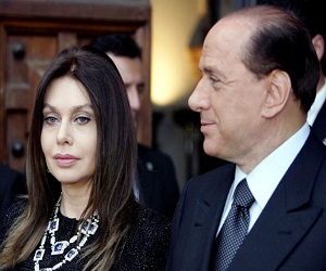   مصر اليوم - إيطالية تطالب برلوسكوني بإعتذار علني لنساء إيطاليا