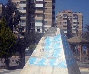 مصر اليوم - التيار الشعبي في المنيا يدعو لوقفة أمام تمثال طه حسين المسروق