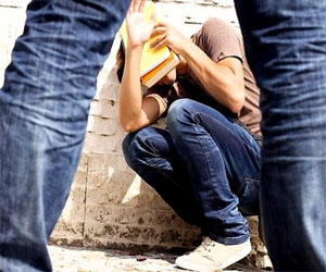 مصر اليوم - الآثار النفسية للتنمّر في المدرسة قد تمتد لسنوات