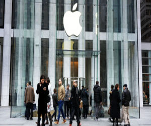   مصر اليوم - حكم قضائي يمنع شركة أبل من التصرف بأصولها النقدية