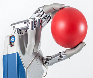   مصر اليوم - أول يد اصطناعية إلكترونية في العالم تُمكن المرضى من الإحساس بالأشياء