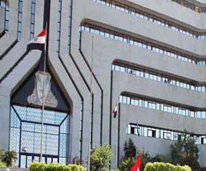   مصر اليوم - حارس أرض برج العرب يعترف بقتل 5 أشخاص لتكرار إهانتهم له