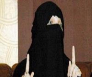   مصر اليوم - سعودية تعترف بتعنيف أولادها وزوجها