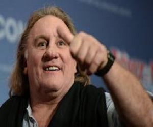   مصر اليوم - الممثل جيرارد دوبارديو يرقص في الشيشان