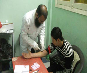   مصر اليوم - النور ينظم قافلة للتحاليل الطبية في الغربية