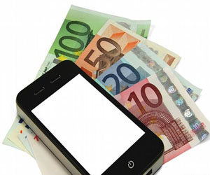   مصر اليوم - الهواتف الذكية تحل محل محفظات نقود