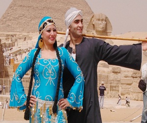   مصر اليوم - مسرح البالون يستقبل عروض فرقة رضا للفنون الشعبية