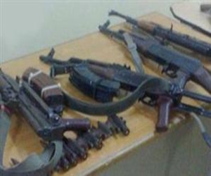   مصر اليوم - أهالي مطروح يسلمون 11 بندقية آلية غير مرخصة إلى مديرية الأمن