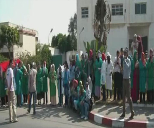 مصر اليوم - عاملات بلاتنيوم في السويس يطالبن بالمساواة مع الرجال