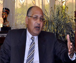   مصر اليوم - محافظ الأقصر: توفير 273 وظيفة لحملة الماجستير والدكتوراه