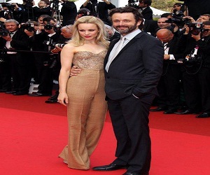   مصر اليوم - انفصال النجمان رايتشل ماكادمز ومايكل شين