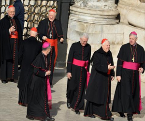   مصر اليوم - بدء اختيار بابا جديد للفاتيكان