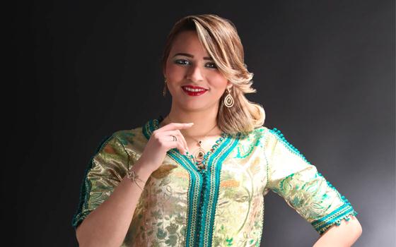 مصر اليوم - التزاماتي الخارجية منعتني من شرف إلباس السلطانة هيام قفطانًا من تصميمي