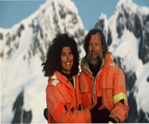   مصر اليوم - زوجان يقضيان 500 يوم في عزلة دون أن يصابا بحمى العزلة