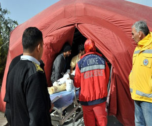   مصر اليوم - إقامة مستشفى ميدانيًا لعلاج السوريين في أورفا التركية