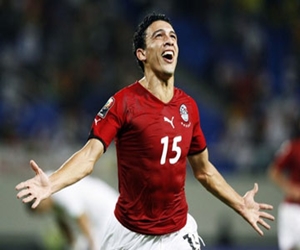 مصر اليوم - الاتحاد يترقب انتقال جدو النهائي للخروج من أزمته المالية