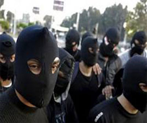   مصر اليوم - النيابة تعلن صدور أمر بضبط وإحضار 5 من بلاك بلوك