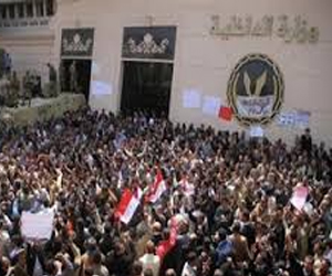   مصر اليوم - الداخلية تؤكد اتخاذ إجراءات حاسمة إزاء الاعتداء على المنشآت