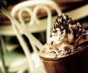   مصر اليوم - سموثي القهوة بالكريمة