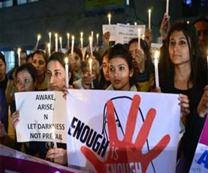   مصر اليوم - بان كي مون يعلن بمناسبة اليوم الدولي للمرأة ملاحقة الجرائم ضدها قضائيًا