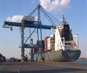   مصر اليوم - ميناء الإسكندرية يستقبل باخرة تحمل 58 ألف طن قمح