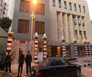   مصر اليوم - اعتصام للمحامين في نيابة عابدين بعد اعتداء الأمن على زملائهم