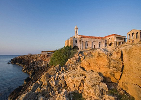   مصر اليوم - وجبة سياحية دسمة تجمع التاريخ والشمس والبحر في قبرص الشمالية