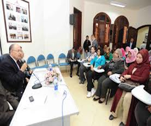   مصر اليوم - محافظ الأقصر يفتتح دورة المرأة والمشاركة السياسية