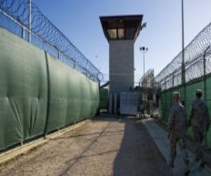   مصر اليوم - اضراب عن الطعام في غوانتانامو بعد مصادرة مصاحف