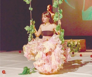   مصر اليوم - صوتي طريقي وأنا عرض الأوبرا الراقص في عمان