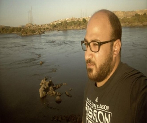   مصر اليوم - وقفة لنشطاء الإسكندرية احتجاجًا على سجن حسن مصطفى