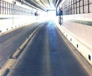   مصر اليوم - ضبط نصف طِن متفجرات وطِن زيت تمويني مدعم في نفق الشهيد أحمد حمدي