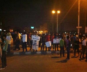   مصر اليوم - أهالي المحلة ينظمون وقفة لنبذ العنف