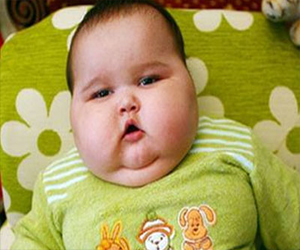   مصر اليوم - الرضاعة الطبيعية لا تقي من مخاطر الإصابة بالبدانة