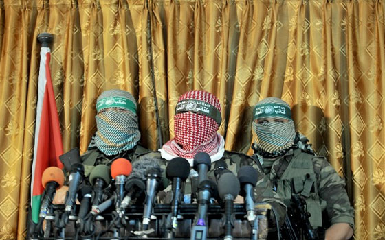   مصر اليوم - ردود فعل حركة حماس الغاضبة تتوالى بشأن اتهامها بالتورط في مجزرة رفح