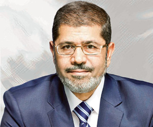   مصر اليوم - مرسي يترأس اجتماعًا وزاريًا في سوهاج