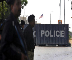   مصر اليوم - باكستان: مصرع 27 هوت حافلتهم في واد جبلي