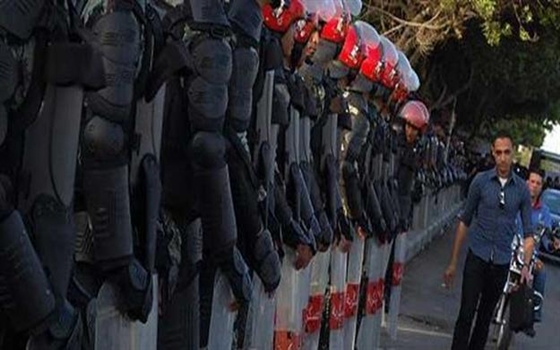 مصر اليوم - خبراء يؤكدون قانونية قرار الضبطية القضائية ويشككون في توقيته