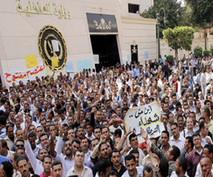   مصر اليوم - الجماعات الإسلامية في السويس تحتج أمام وزارة الداخلية