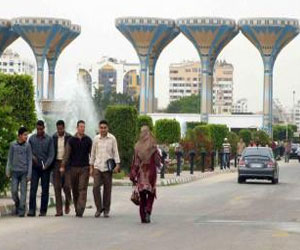   مصر اليوم - عاملو جامعة قناة السويس يطالبون بزيادة الحوافز