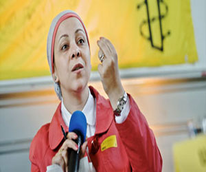 مصر اليوم - مناقشة كتاب المرأة والدستور لنهاد أبو القمصان في مكتبة أ